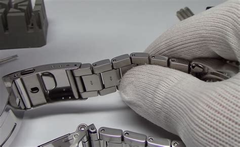 how to take off a rolex watch band|removing links from Rolex.